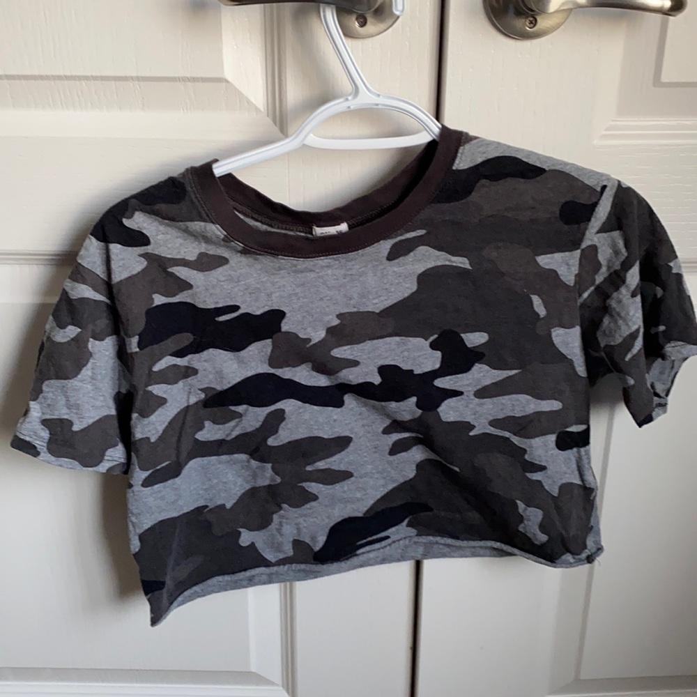 Garage camo cropped top size small